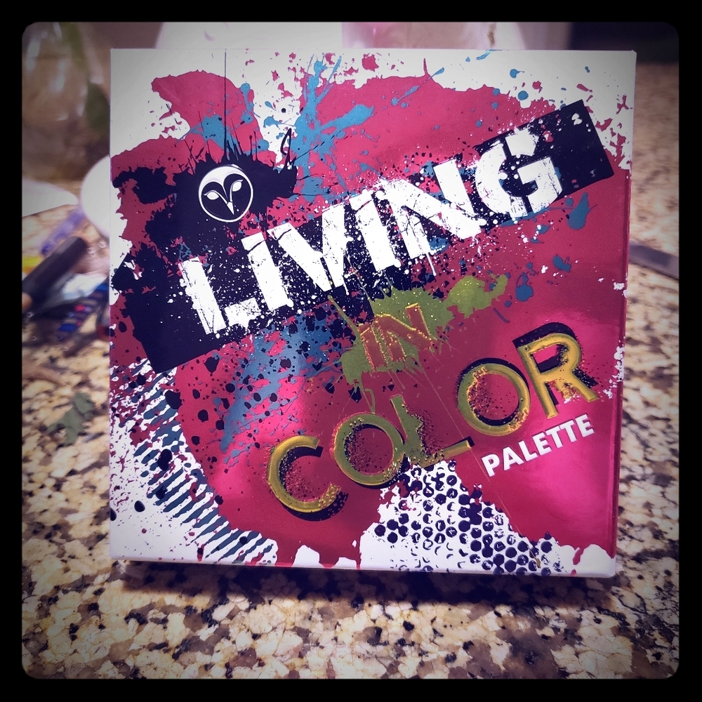 Hank & Henry Living in Color Palette